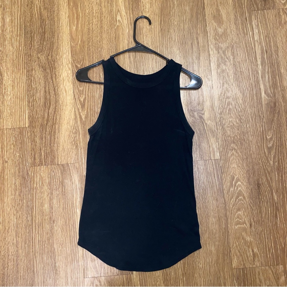 black ribbed tank top